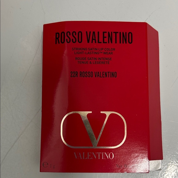 Valentino Rosso Satin Lip Color 22R Red Mini - Picture 2 of 7